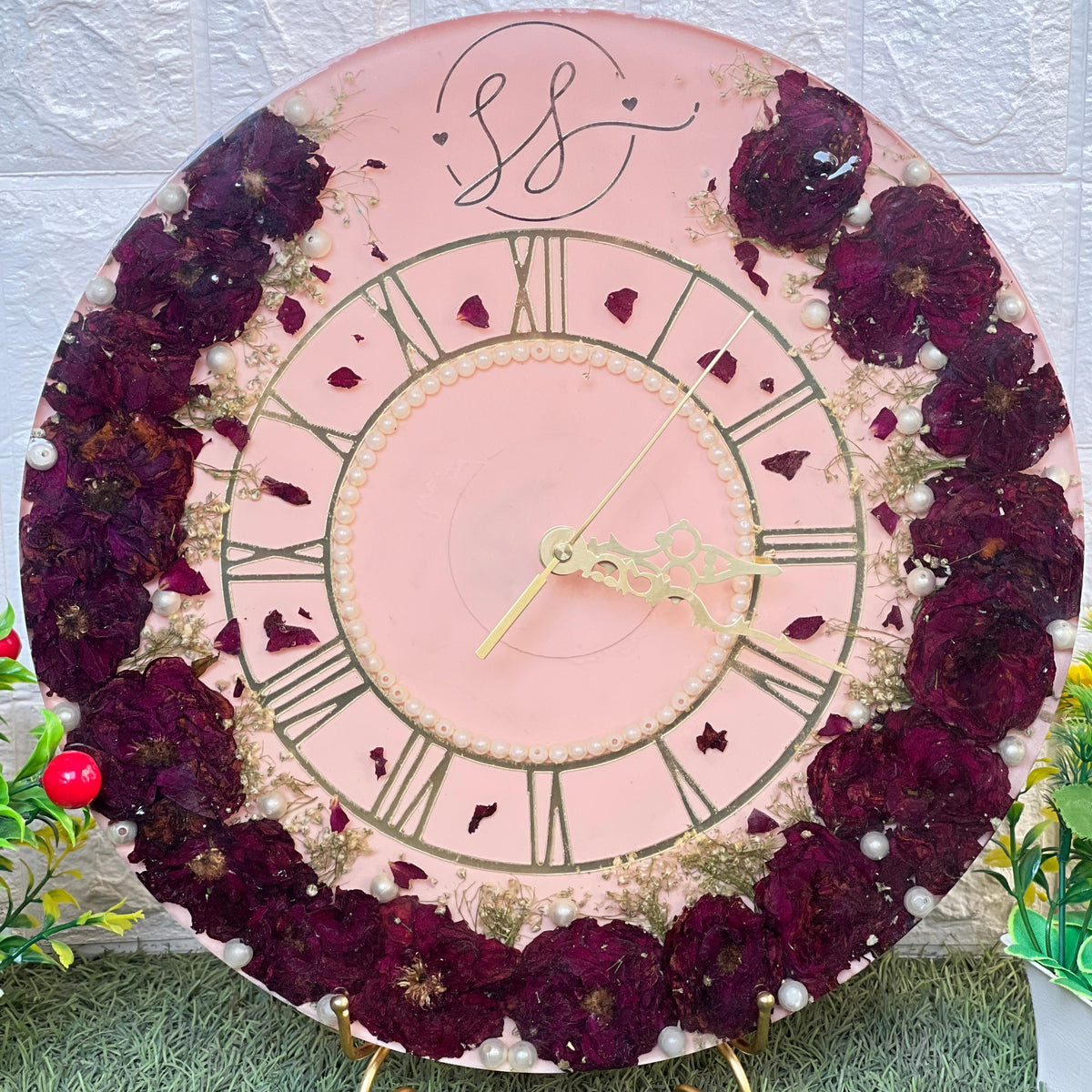 Varmala Roses Preservation in 14-Inches Resin Clock