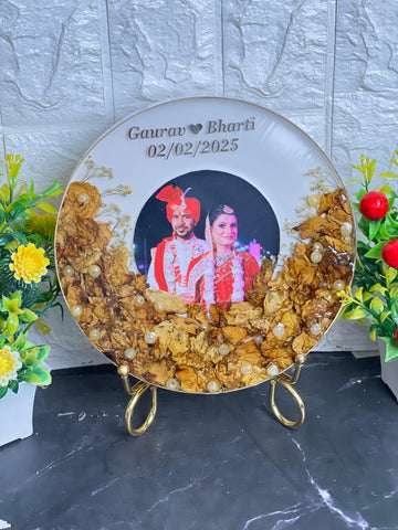 Resin Couple Photo Frame with Varmala Preservation (8-Inch)