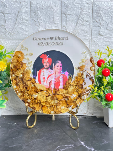 Resin Couple Photo Frame with Varmala Preservation (8-Inch)