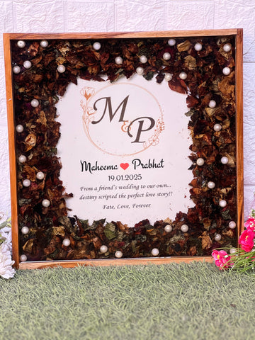 Resin Wedding Flower Memory Frame (14-Inches)