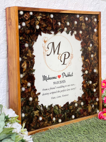 Resin Wedding Flower Memory Frame (14-Inches)