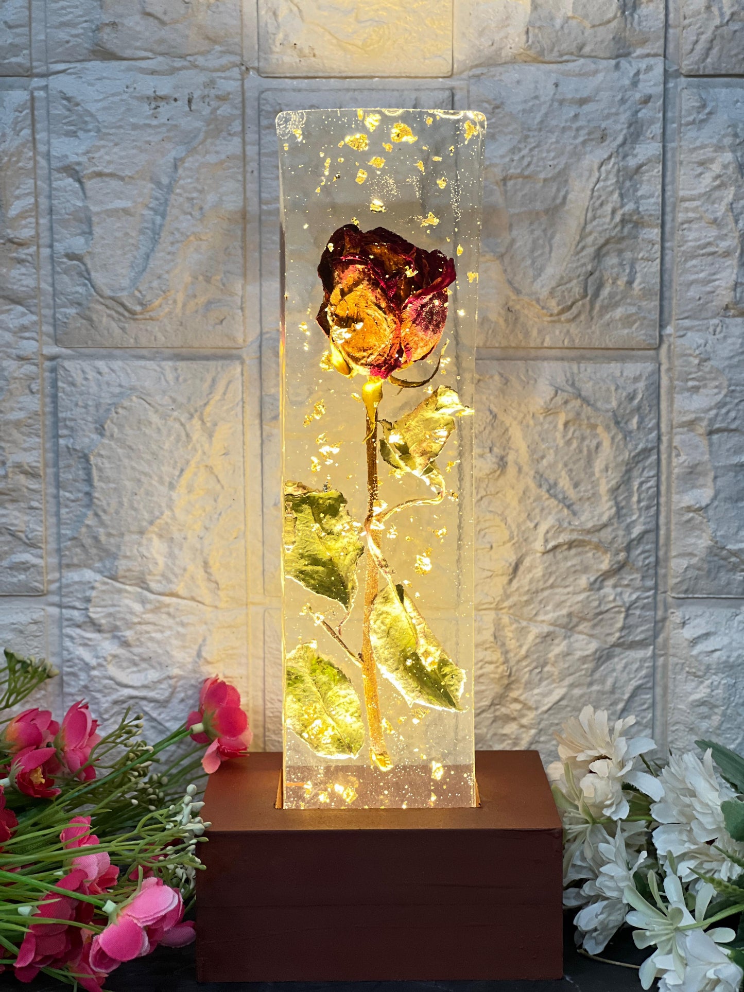 Resin single rose preservation with LED lamp Flowers preservation