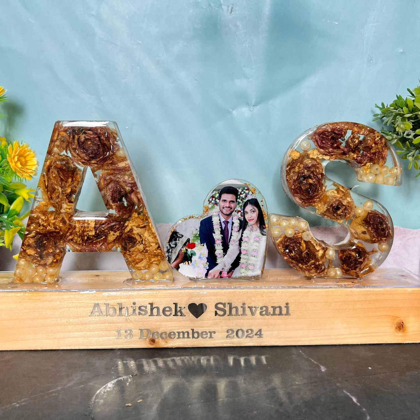 Resin 4inch name initial LAMP with LED stand with Heart Photo Varmala Preservation