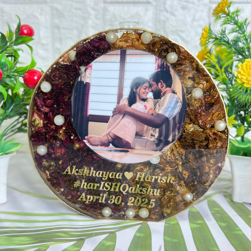 Resin 8inch Round  planter with Name & #tag , date  4 heart key chain with petals & #tag varmala Preservation