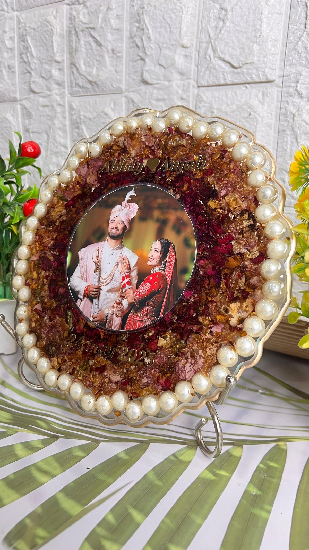 Resin 8inch curve shape with couple photo & name date with Pearls border Varmala Preservation