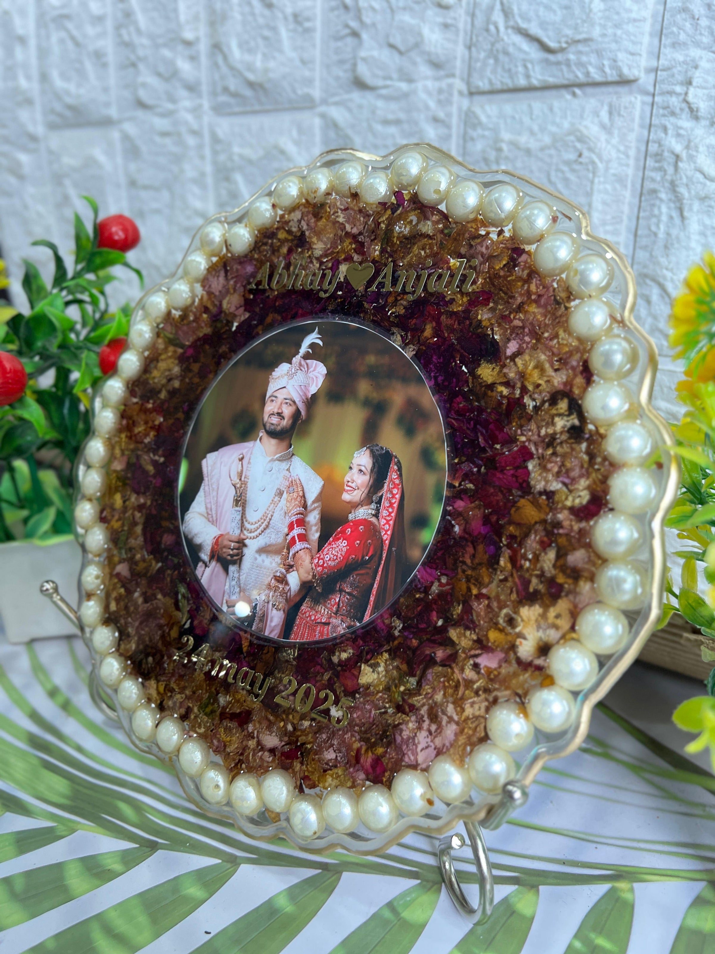 Resin 8inch curve shape with couple photo & name date with Pearls border Varmala Preservation