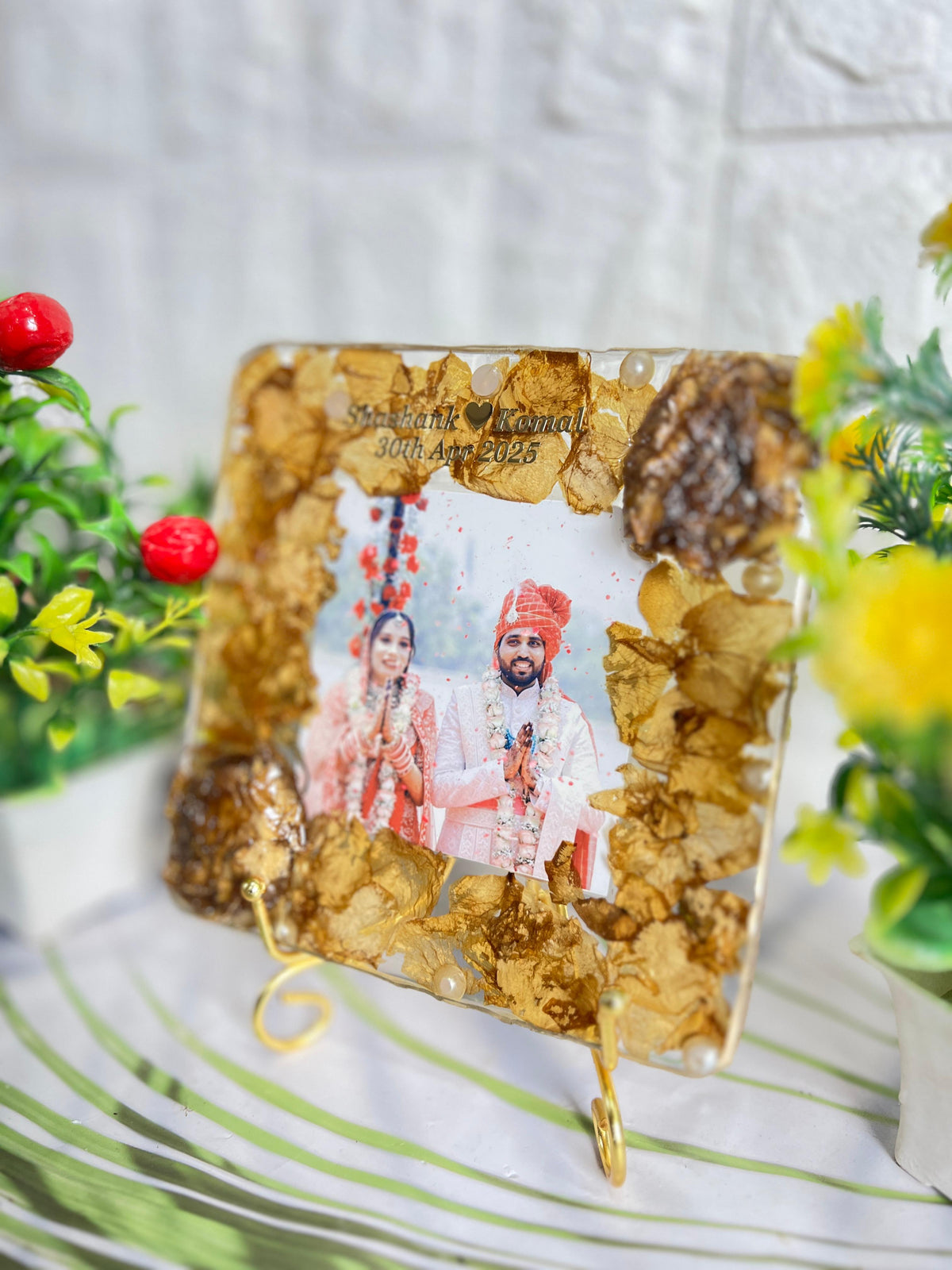 Resin 6inch squre with couple photo & name date Varmala Preservation