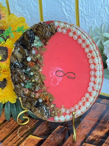 Resin 6inch round with Pink base & 3d flowers with Love infinite sign Flowers Preservation