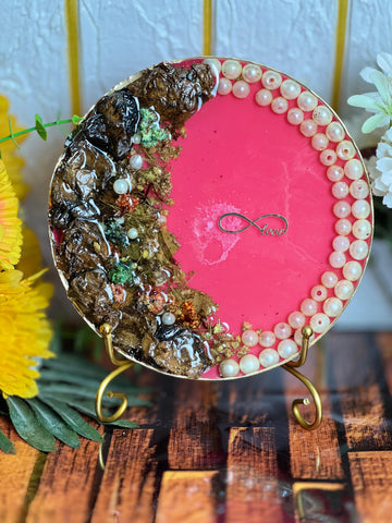 Resin 6inch round with Pink base & 3d flowers with Love infinite sign Flowers Preservation