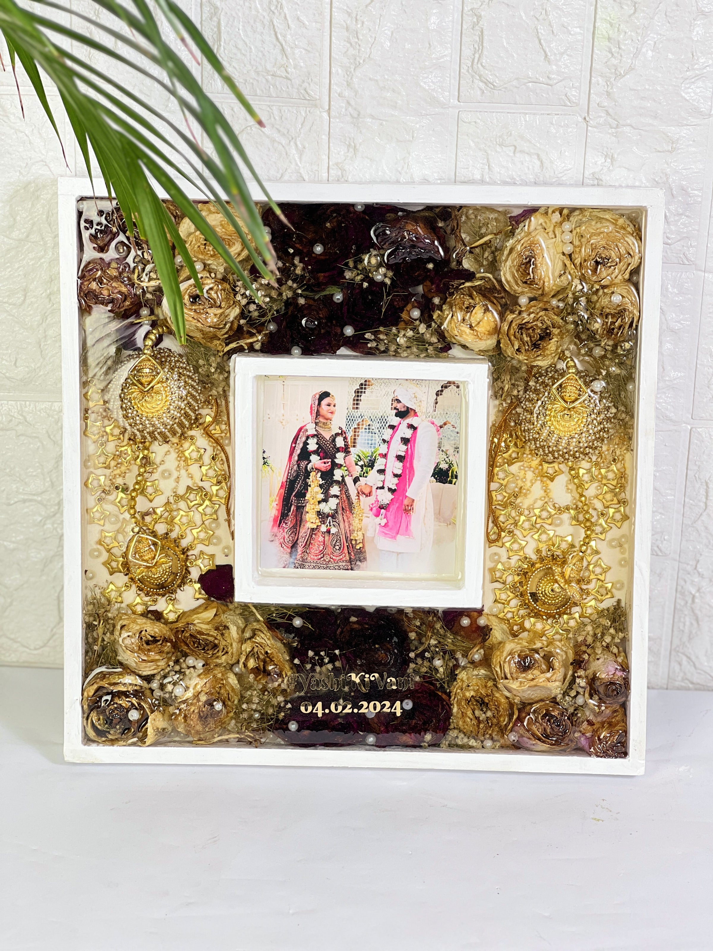 Varmala & Kaleera Preservation in Dual White Teakwood Frame (14 inches)
