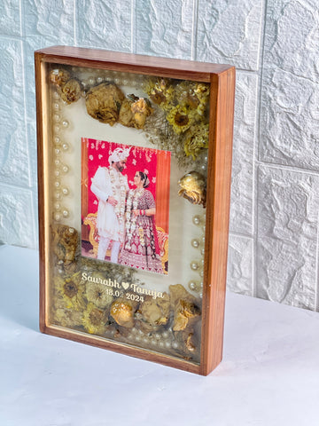 8 by 12 Inches Teakwood Flower Preservation Frame with Photo