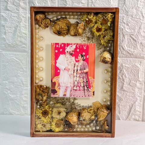 8 by 12 Inches Teakwood Flower Preservation Frame with Photo