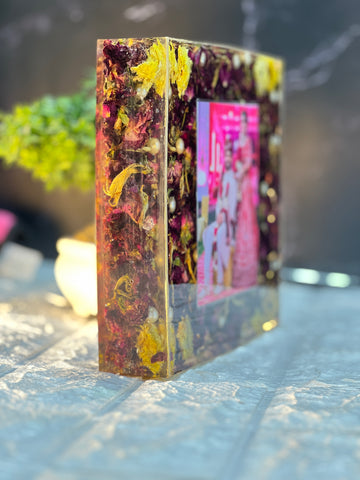 Marriage Garland Preservation in Resin | Deep-Casting Frame