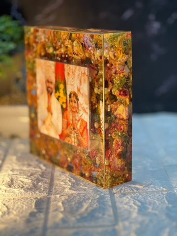 Varmala Preservation Lamp | Resin Photo Frame