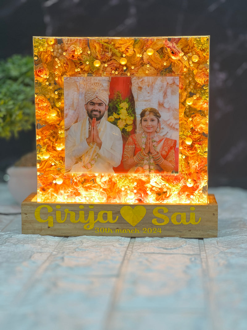 Varmala Preservation Lamp | Resin Photo Frame