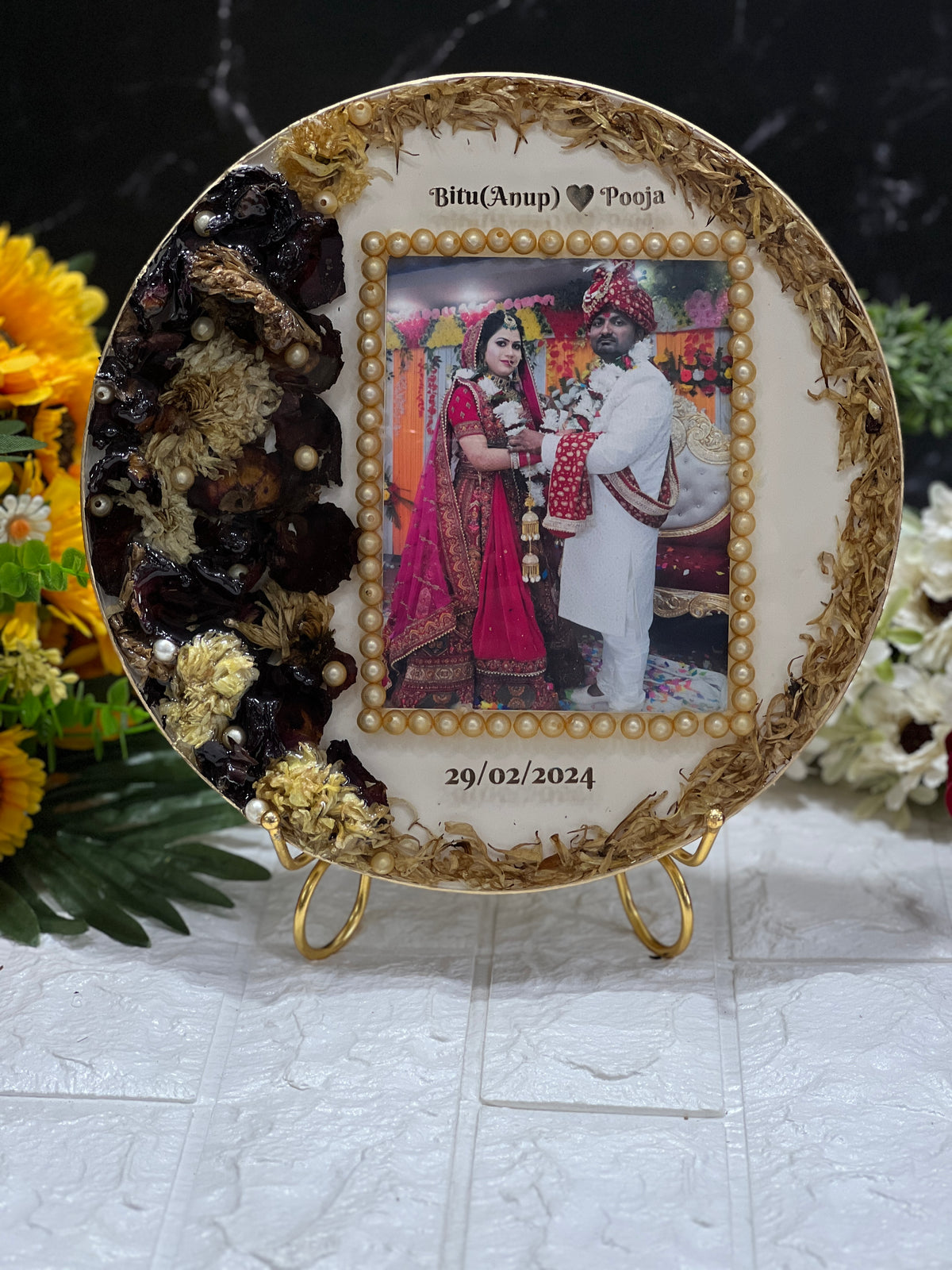 Wedding Garland Preserved Custom Resin Frame for Anniversary Gift