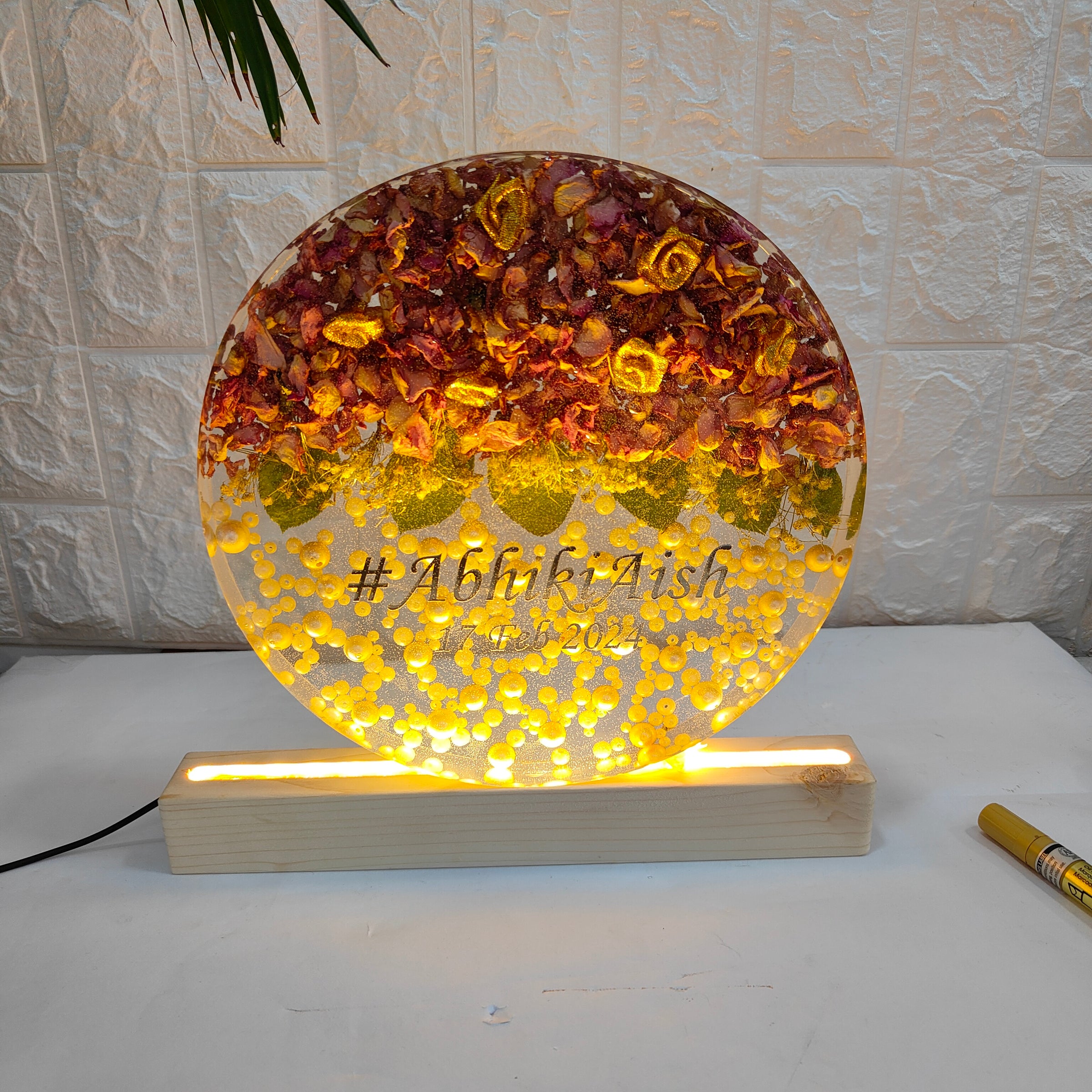 Epoxy Resin Wedding Garland Preservation Frame