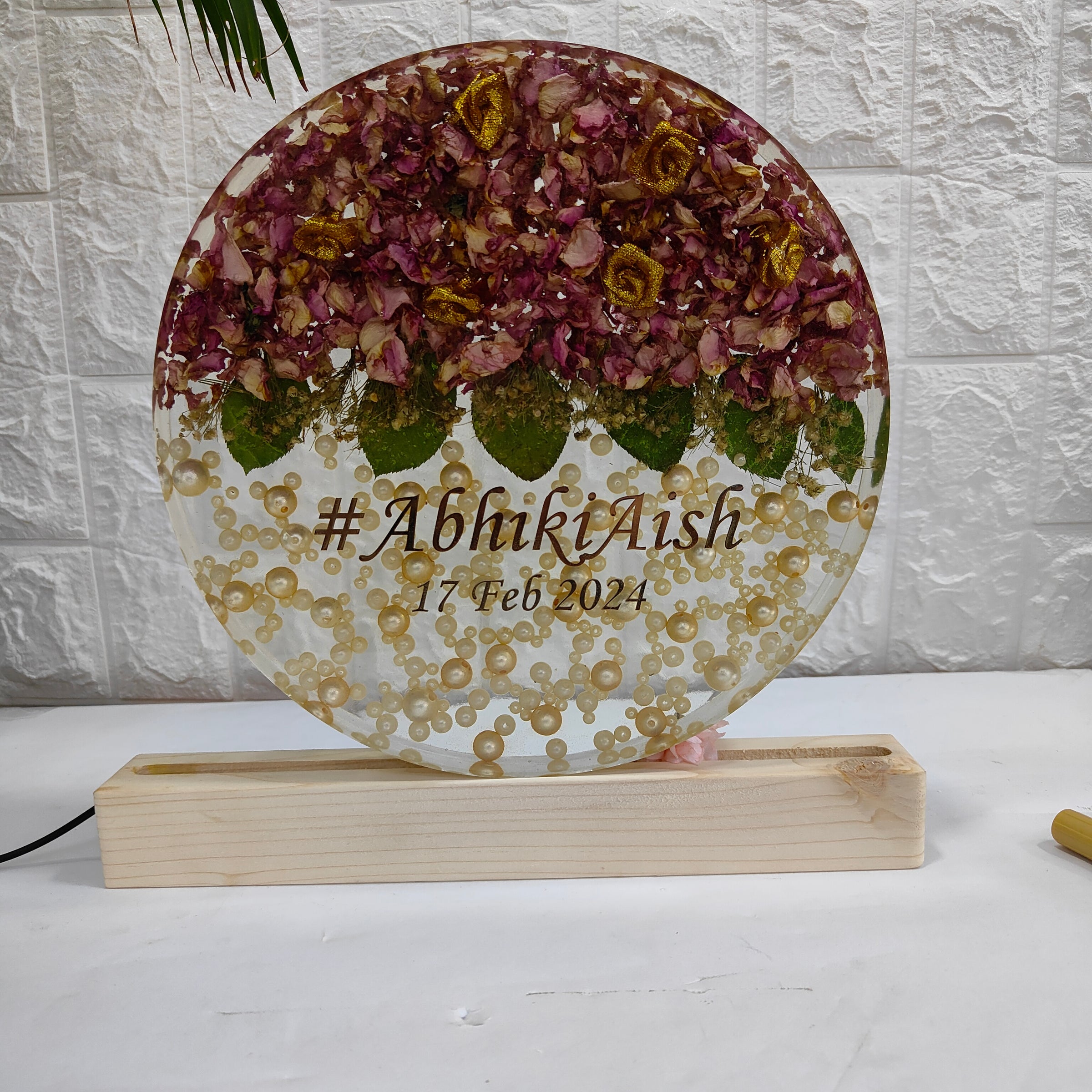 Epoxy Resin Wedding Garland Preservation Frame
