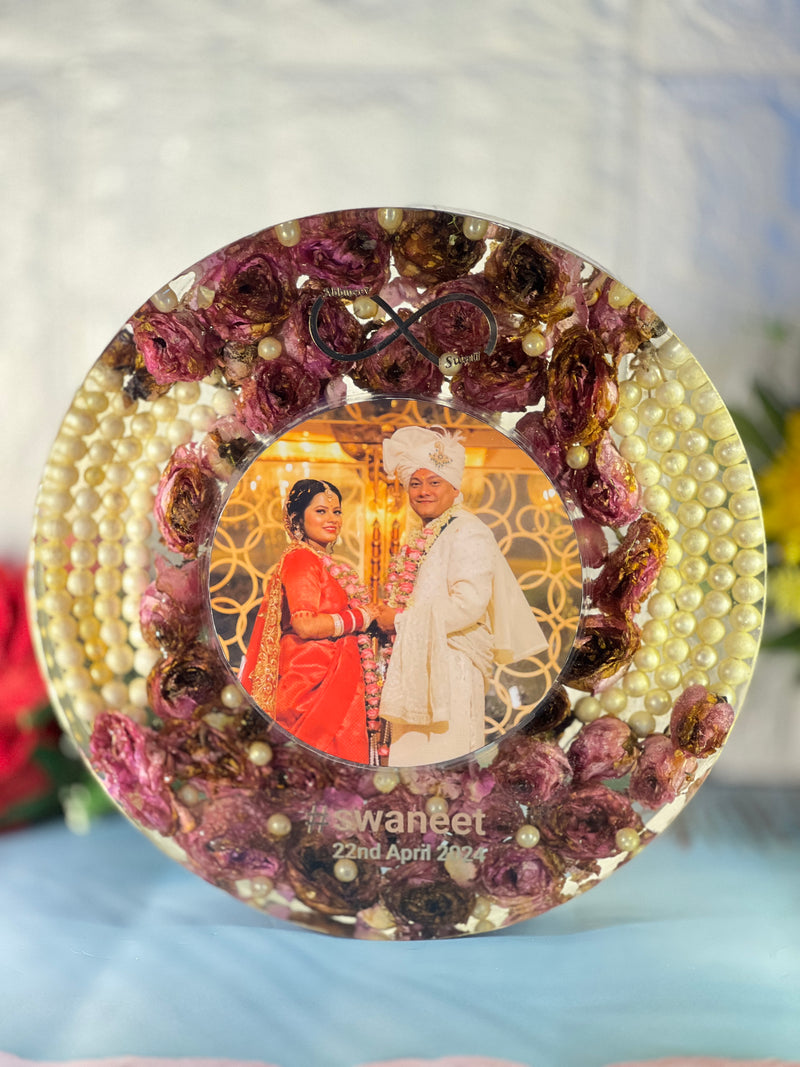 Pinck Rose Flower Preserved in Round Resin Varmala Frame | Half Floral – Half Pearl Deepcasted Epoxy Jai Mala Frame | Epoxy Garland Resin Frame Preserve With Couple Name  , Infinity Sign And LED stand