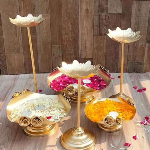 Lovely Rose Urli Bowl Set with 3 Stands for Floating Flower, Festive Decor Set of 6 (Golden)