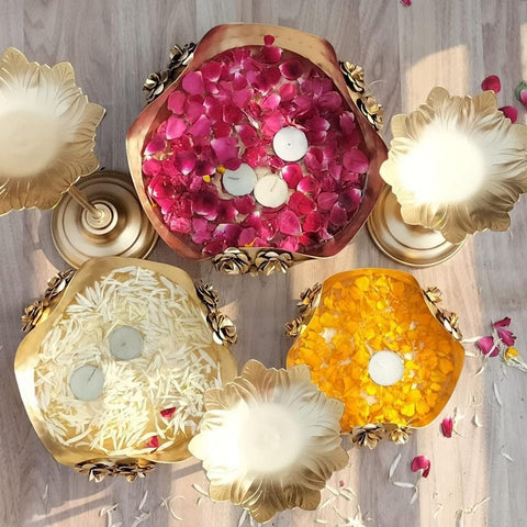 Lovely Rose Urli Bowl Set with 3 Stands for Floating Flower, Festive Decor Set of 6 (Golden)