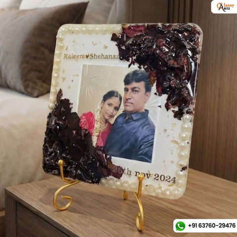 Resin 6inch squre with Flowers & Photo with Name Date Flowers Preservation