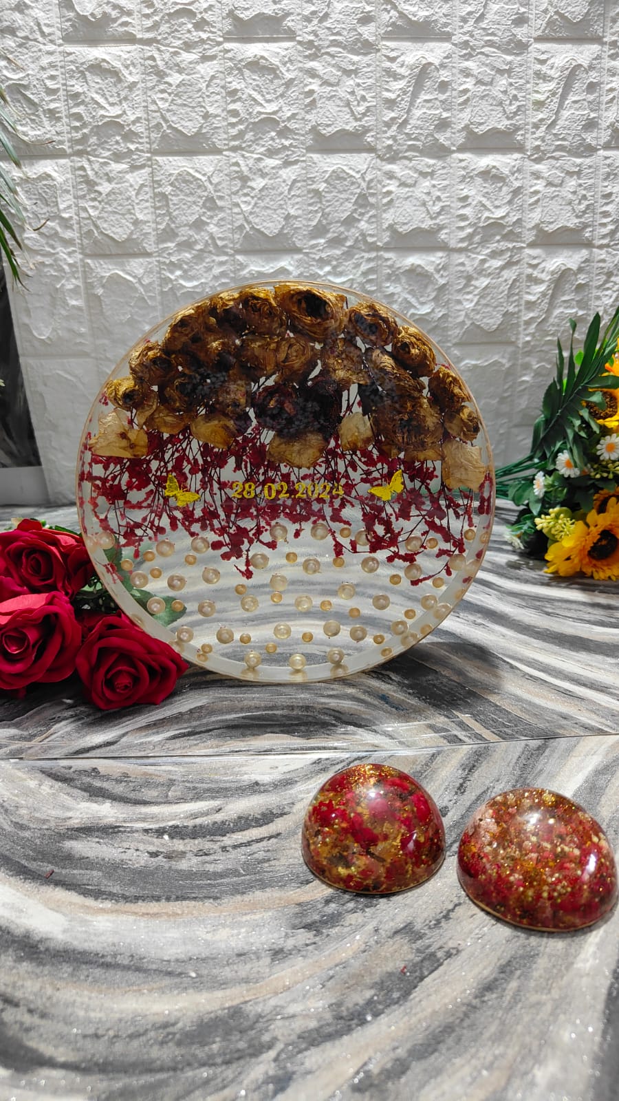 Flower Preserved in Round Resin Varmala Frame | Half Floral – Half Pearl Deepcasted Epoxy Jai Mala Frame | Epoxy Garland Resin Frame Preserve Engagement Date , Butterfly And Metal Stand