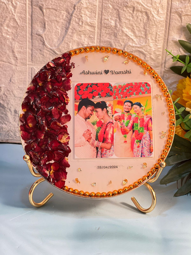 Bespoke Resin Varmala Frame With Couple Photo