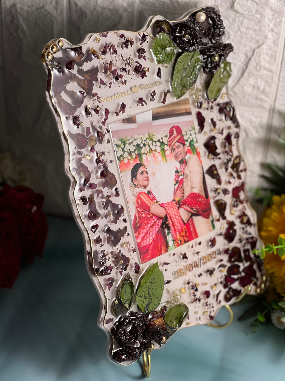 Wedding Varmala Preservation Resin Photo Frame | Evergreen Wedding Varmala  | Rose  Flowers, Green Leaves Agate Rectangle Couple Frame for Floral Decor (9×12 Inch)