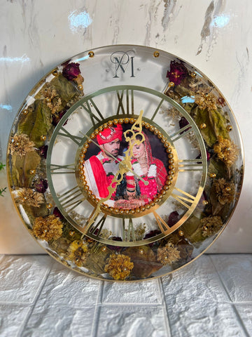 12-Inches Resin Wall Clock with Preserved Wedding Flowers