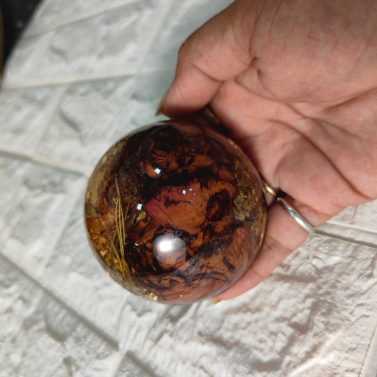 Resin Round-Shaped Flower Paperweight