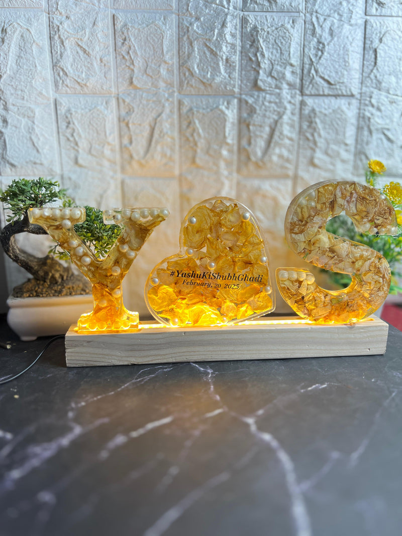 Resin 6inch name intial with LED lamp & couple Date Varmala Preservation