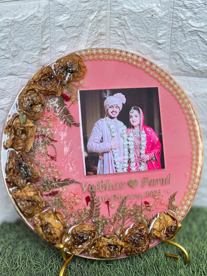 Resin 10inch round 3D flowers with couple Photo & Name Date with Pearls border Varmala Preservation