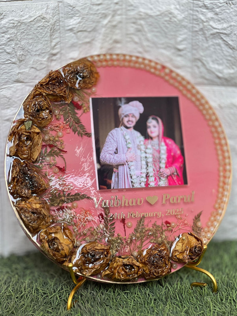 Resin 10inch round 3D flowers with couple Photo & Name Date with Pearls border Varmala Preservation
