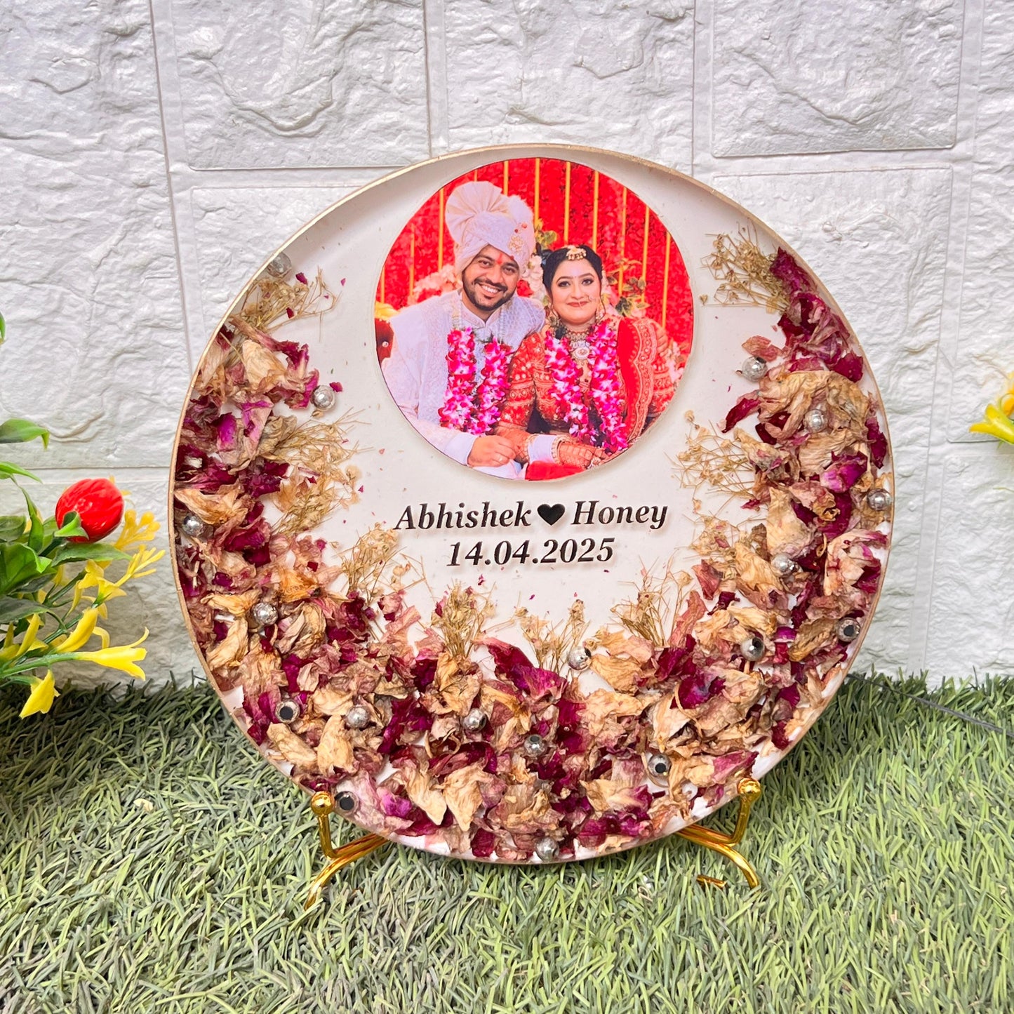 Resin 8inch round with Flowers petals & Couple Name & date with Photo Metal stand Varmala Preservation