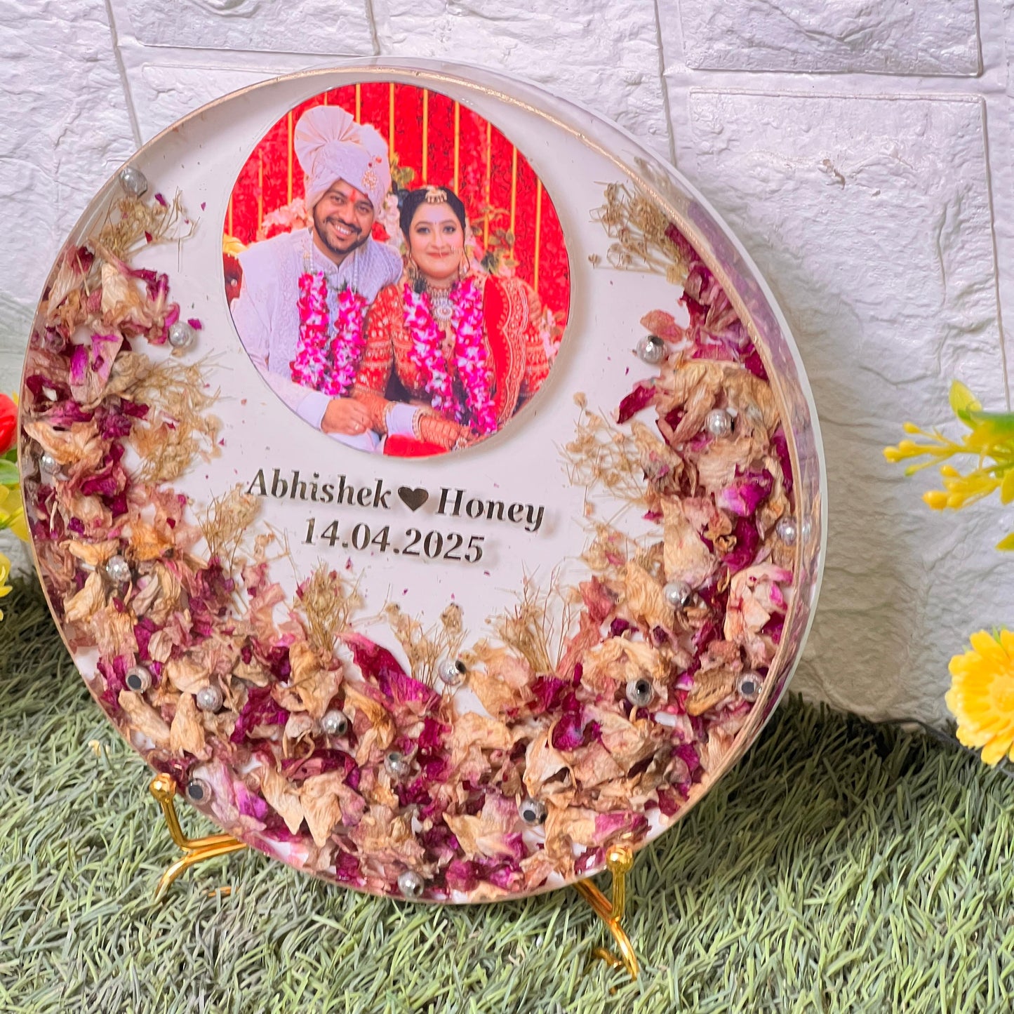 Resin 8inch round with Flowers petals & Couple Name & date with Photo Metal stand Varmala Preservation