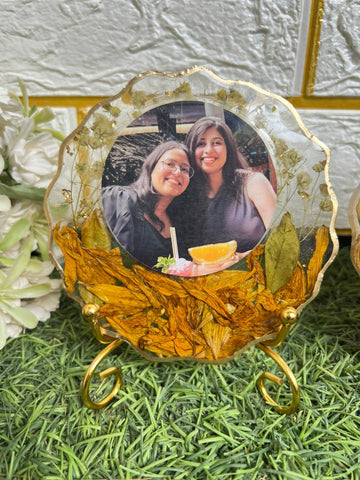 Resin 8inch round curve shape with Petals & Photo Flowers Preservation