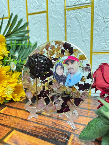 Resin 5inch round with base flowers petals with Photo & Text Side Flowers with stand Flowers Preservation