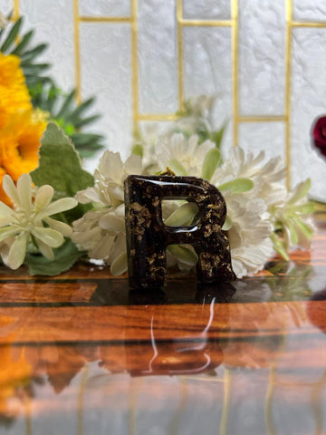 Resin Red Roses petals keychain with R shape Flowers preservation Keychian