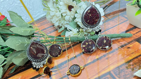 Resin Flowers completely Jewelry set with Ring, Pendent, Bracelate, Jumka, Earing, Flowers prservation