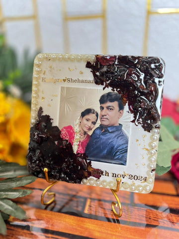 Resin 6inch squre with Flowers & Photo with Name Date Flowers Preservation