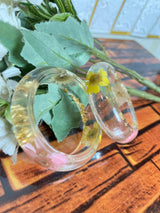 Resin Real Flowers with Handmade/ Customized Bangles Set for Gifting