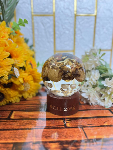 Resin Round LED lamp with stand flowers & pearls Varmala Preservation