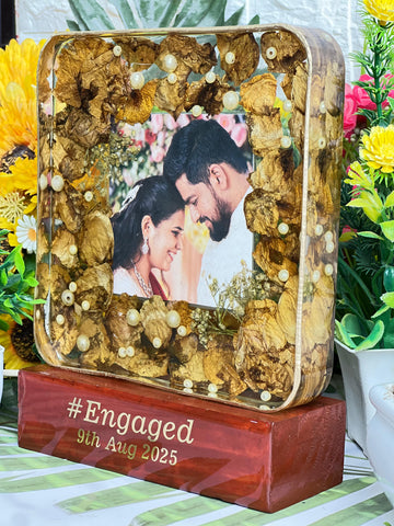 Resin 6inch block with Couple Photo & #tag with Date & LED light stand Transparent block Varmala Preservation