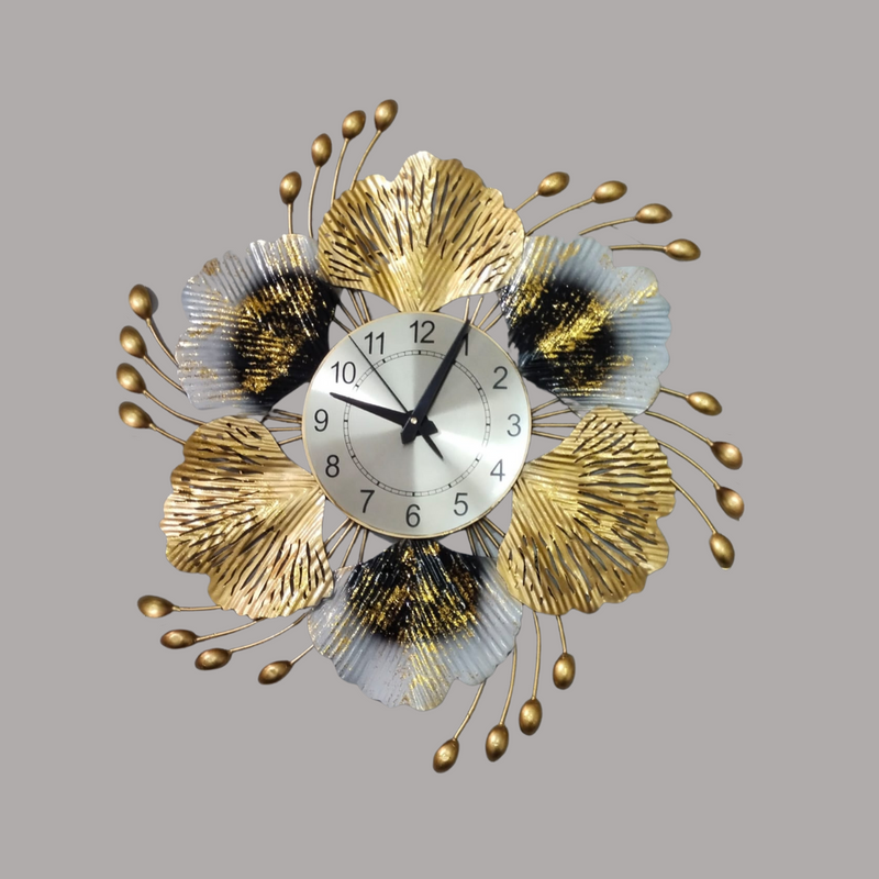 Buy Luxurious Metal Flower Leafs Pattern Wall Clock