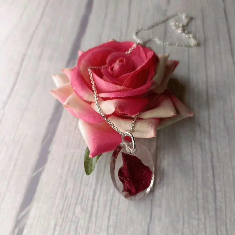 buy Transparent Resin Flower Preservation Pendant with Beautiful Chain