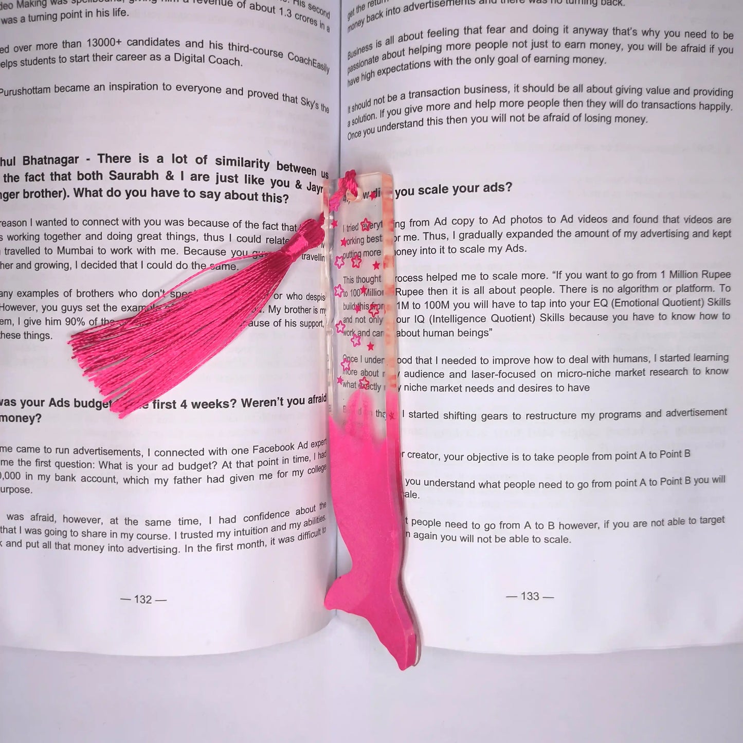 High-quality Sparkling Pink Glitter resin bookmarks