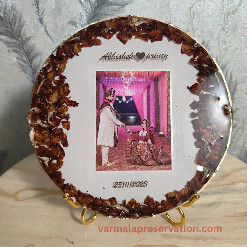 Personalized Wedding Garland Preservation Resin Frame | Preserve Varmala In Round Photo Frame | Wedding Varmala Exchange Memories Memento (8 Inch)