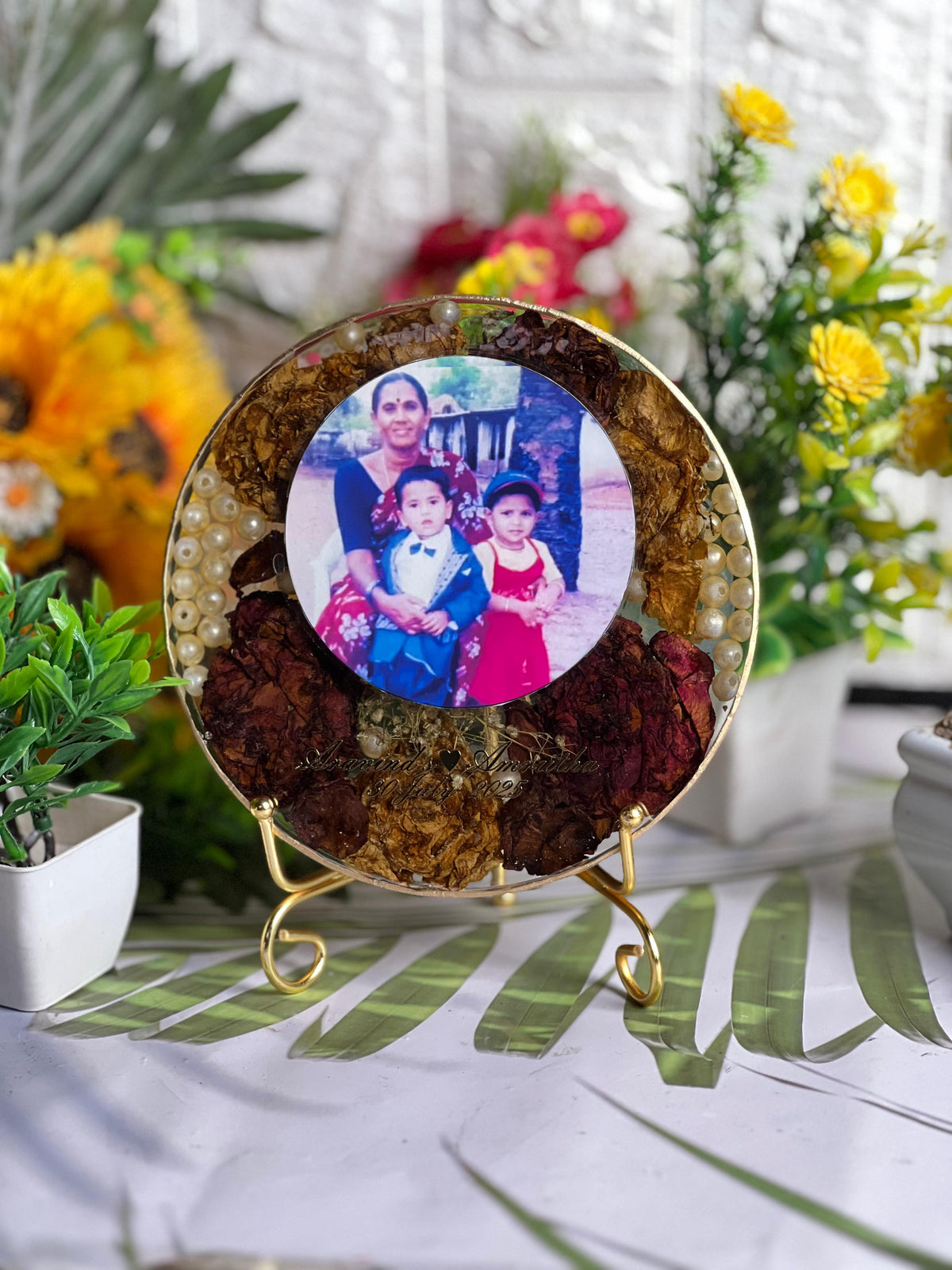 Resin 6inch block with metal stand & Couple photo & Name Date Varmala Preservation