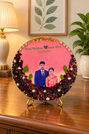 Varmala flowers preserved in a round frame